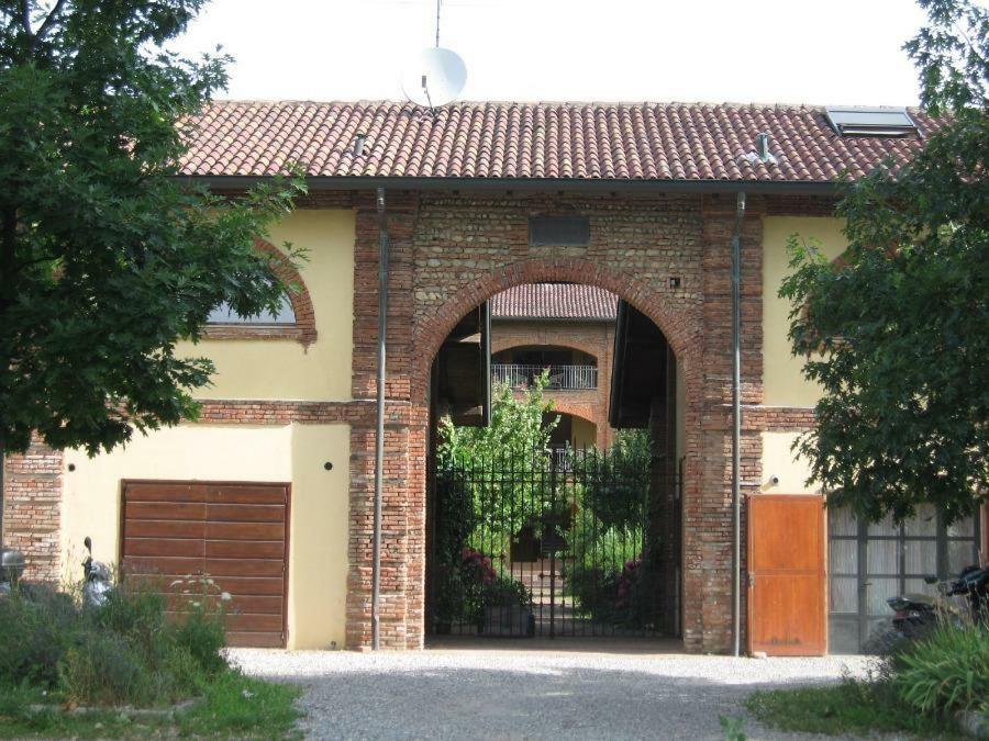Cascina Radice Bed & Breakfast Arluno Eksteriør bilde