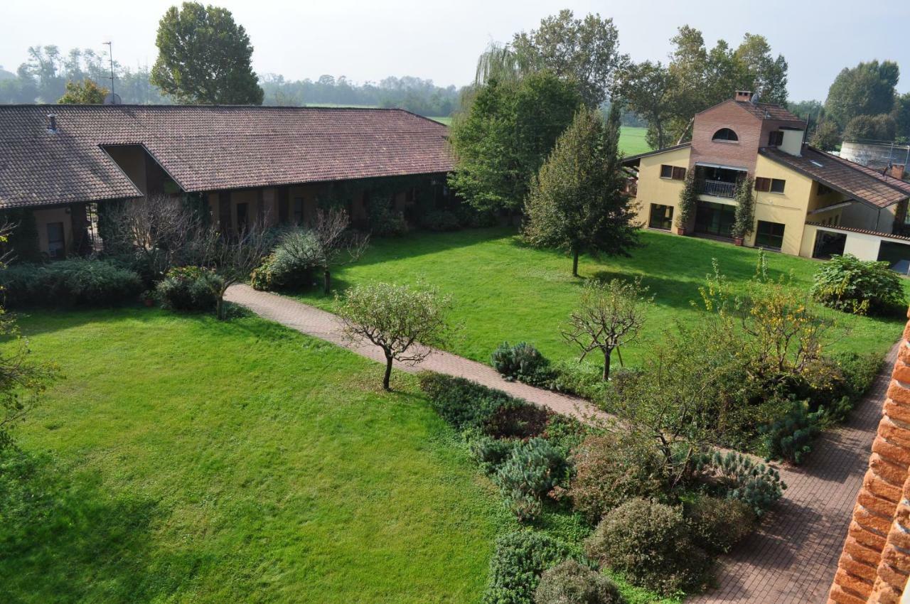 Cascina Radice Bed & Breakfast Arluno Eksteriør bilde