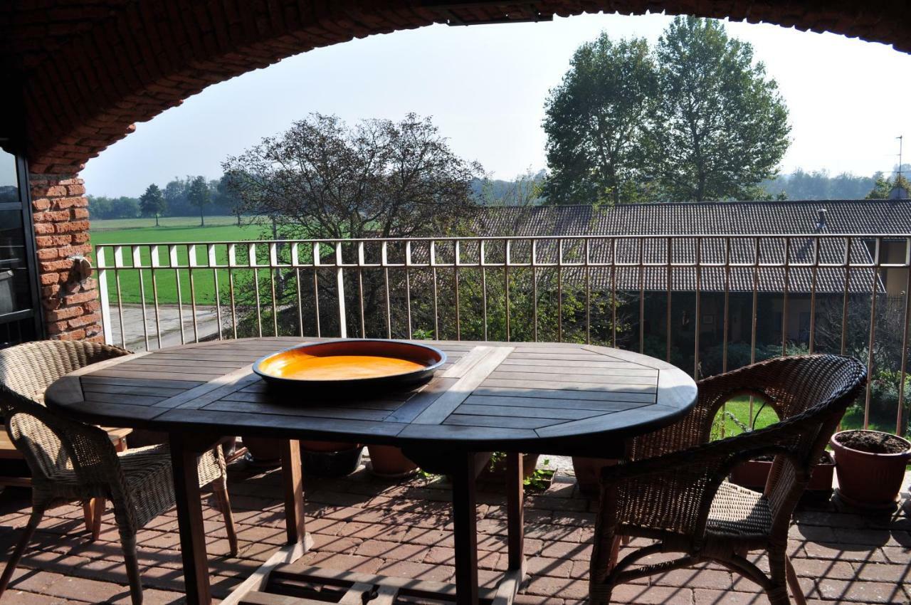 Cascina Radice Bed & Breakfast Arluno Eksteriør bilde